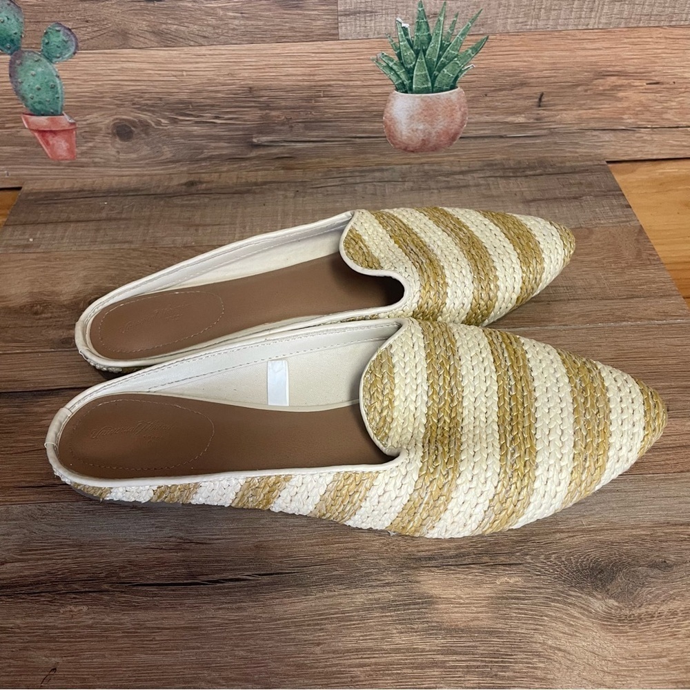 Universal Threads women’s Rattan Stripe Mules size 9.5 neutral tan beige